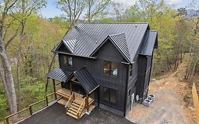 Black Bear Cove Resort