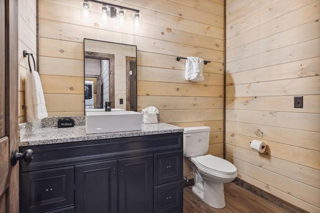 Black Bear Cove Gatlinburg Exterior photo