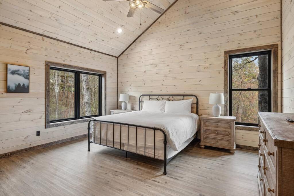 Black Bear Cove Gatlinburg Exterior photo
