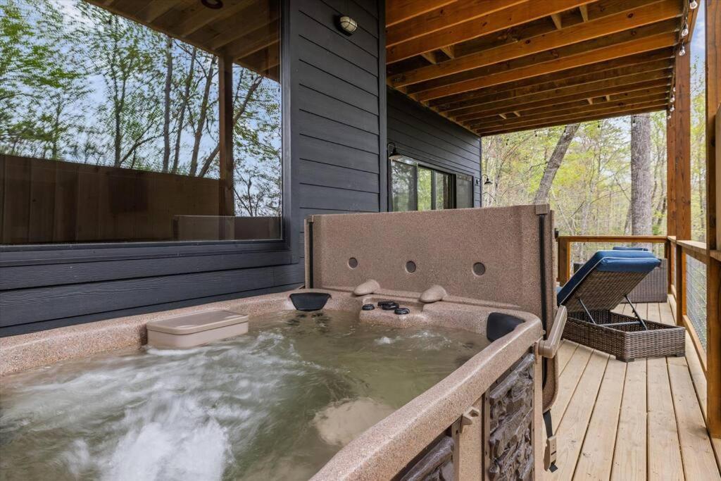 Black Bear Cove Gatlinburg Exterior photo